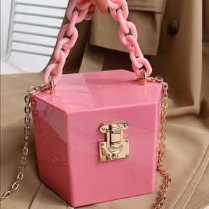 Mini Chain Box Bag.